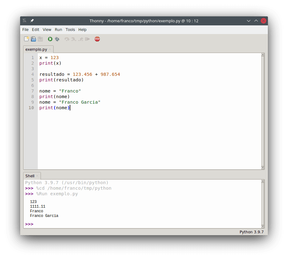Exemplos de uso e saída de dos trechos de código utilizando `python` no IDE `Thonny`.